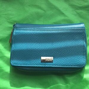 Jewel by ThirtyOne light blue wallet